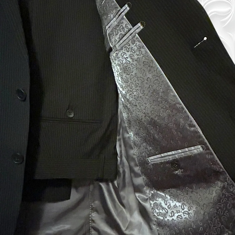 Perry Ellis Portfolio Suit Jacket Pants Slacks Pinstripes 40R
